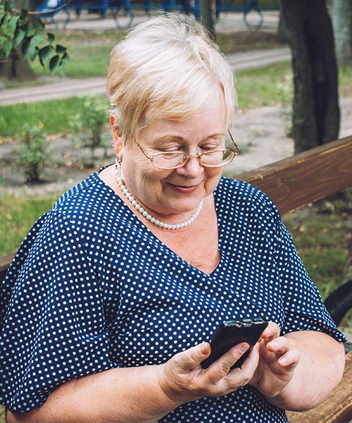 mobile_senior2